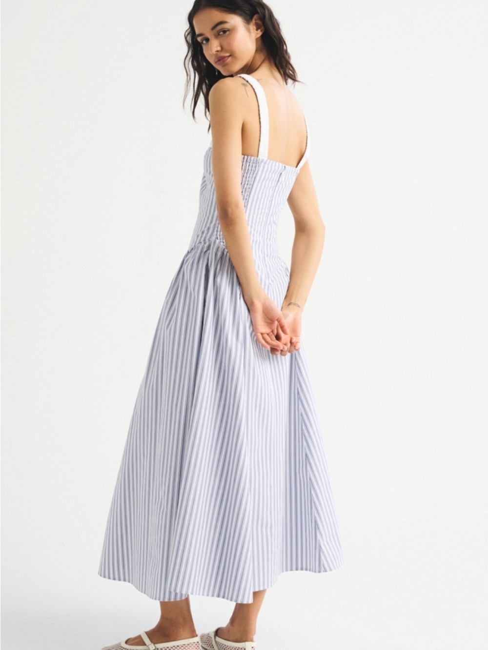 Abercrombie & Fitch Blue and White Striped Ruched Neckline Midi Dress - Picture 2 of 4